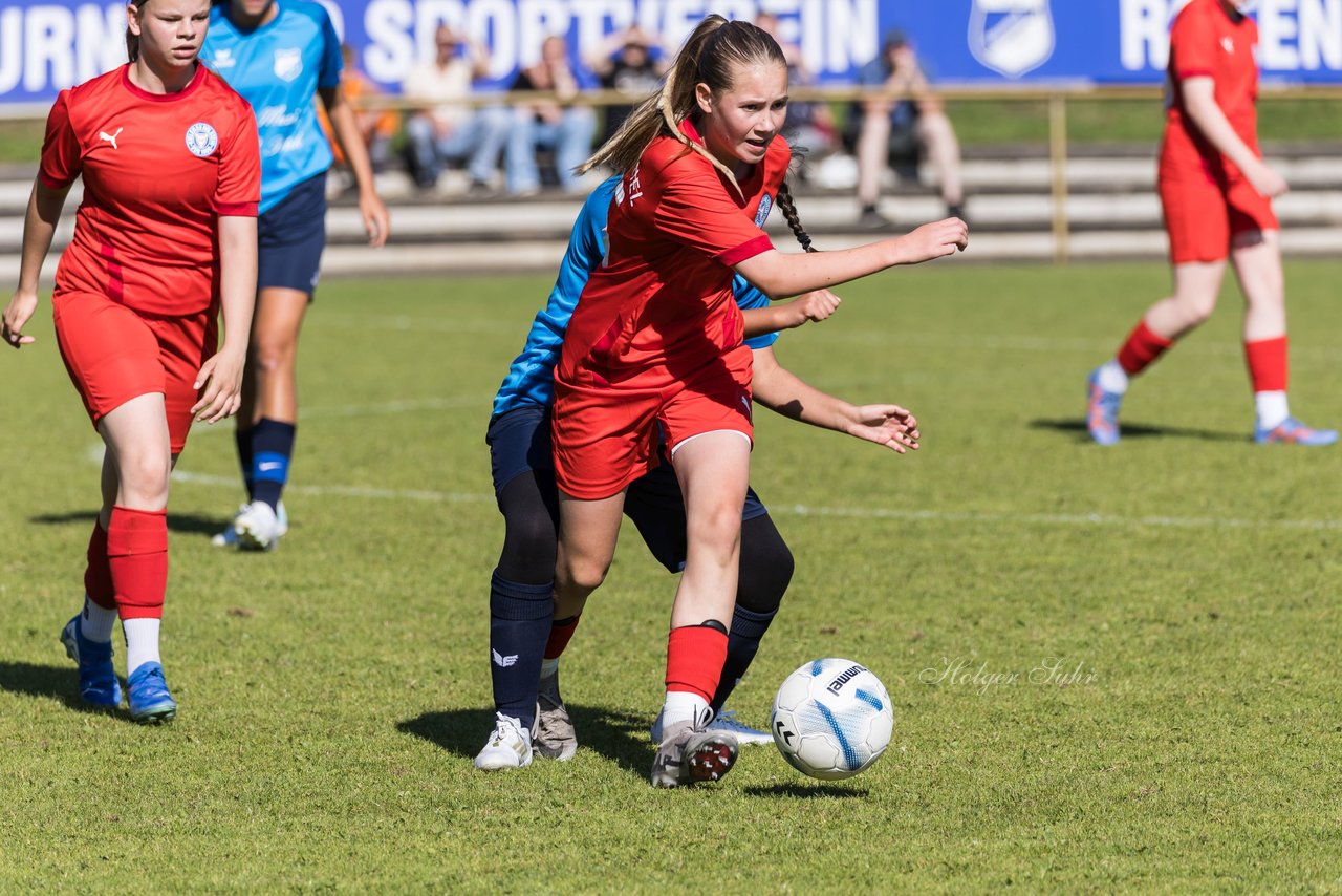 Bild 121 - wBJ TuS Rotenhof - Holstein Kiel : Ergebnis: 1:4